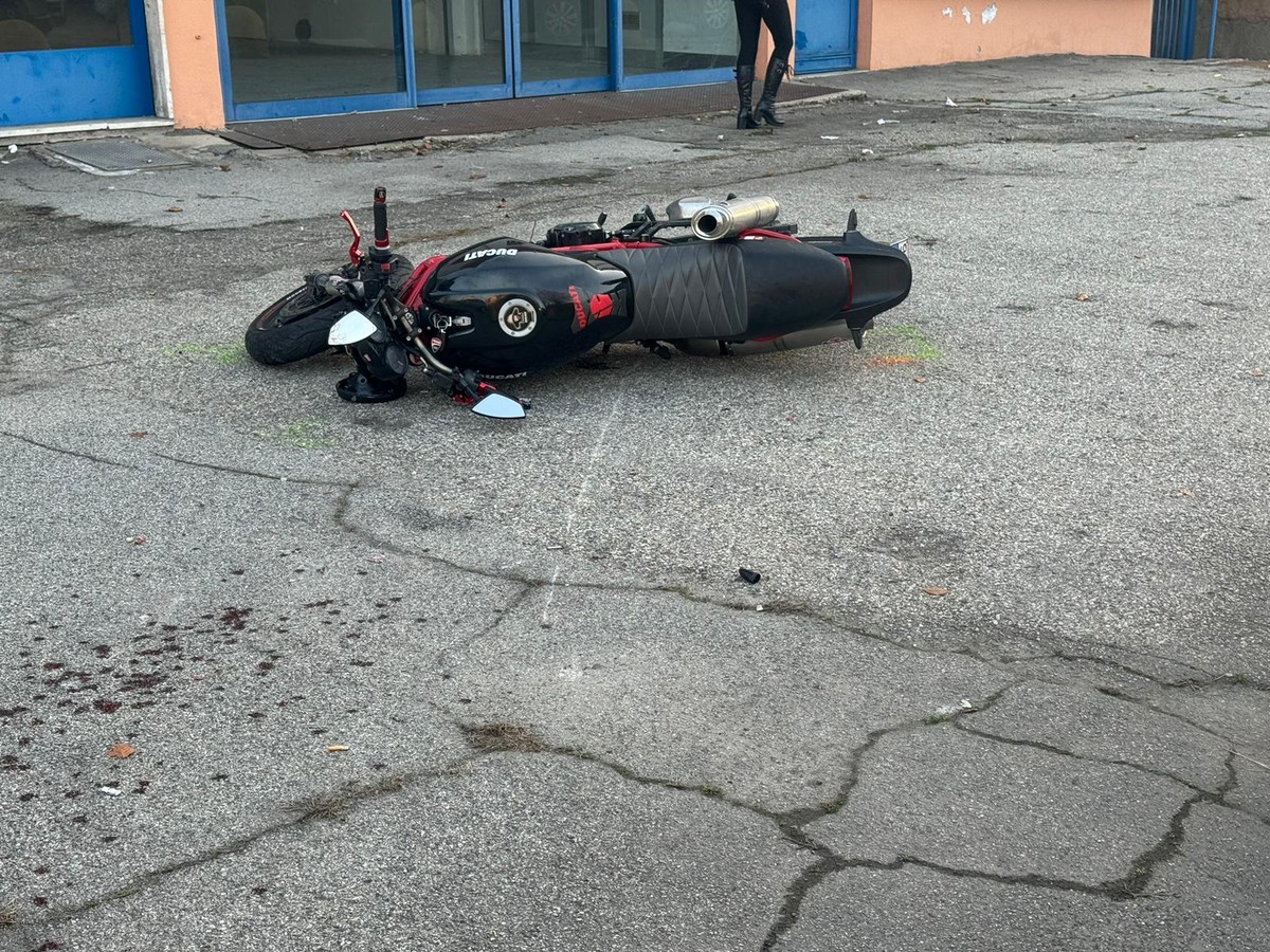 Vigevano Scontro Tra Moto E Suv In Corso Novara Ferito Un 18enne