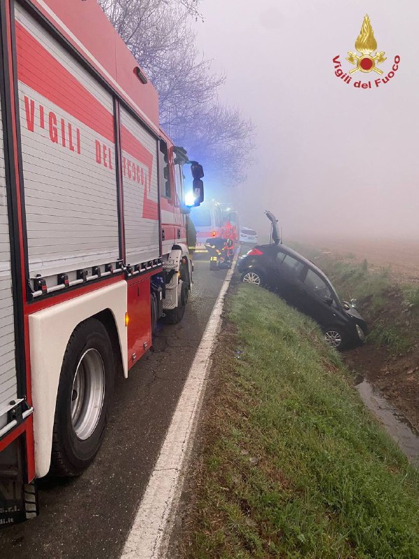 Dorno: Scontro Tra Auto Sulla Provinciale 19, Una Finisce In Un Fosso ...