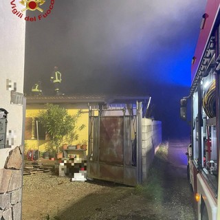 Vigevano: incendio in appartamento in strada Cavo Gambolò, una persona intossicata