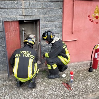 L'intervento dei Vigili del fuoco in via San Bernardino