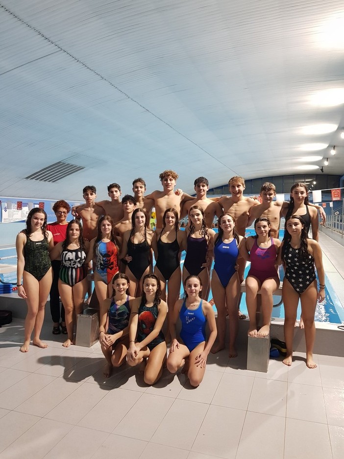 Nuoto: buone prove per i giovani atleti dell'H2Sport Vigevano alla prima Coppa Los Angeles