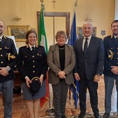 Il prefetto Francesca De Carlini riceve in visita di presentazione tre nuovi dirigenti della polizia di stato in forza alla questura di Pavia