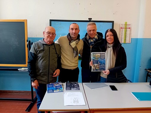 Nella foto da sinistra, i docenti Baldacchino e Sacchetti, Francesco Sturla e la Dottoressa Monica Necchi.