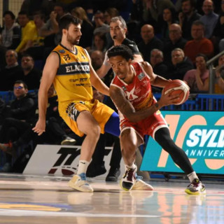 Basket serie A2: Imbrò e Ahmad sono inarrestabili, Pesaro sbanca Vigevano per 82-93