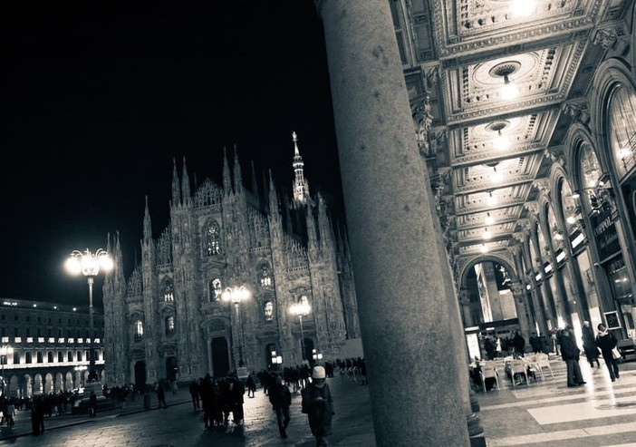 La &quot;Iena&quot; Matteo Viviani sventa rapina in Piazza Duomo