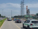 Boffalora sopra Ticino soffoca nel traffico delle ore di punta: oltre tremila veicoli in due ore passano sul ponte del Naviglio