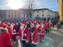 Mede: grande successo per la 12esima edizione della corsa dei Babbi Natale. Le immagini