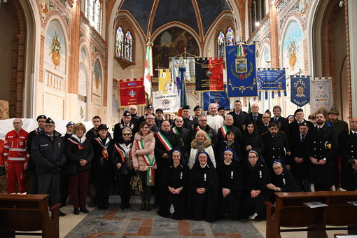 Mortara cerimonia in onore della Virgo Fidelis patrona dell'Arma dei Carabinieri