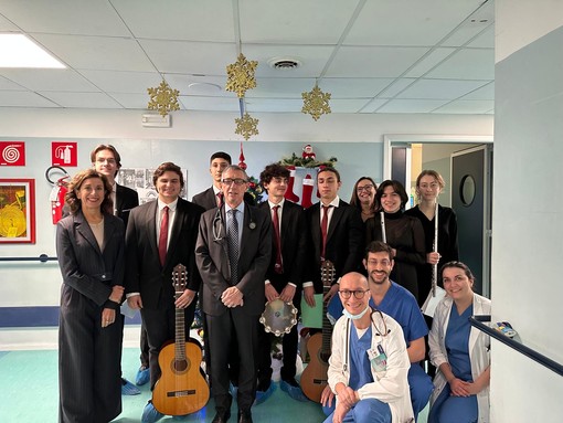 Gli studenti del Liceo Musicale Cairoli di Pavia in concerto per i pazienti del reparto Dialisi di IRCCS Maugeri Pavia