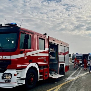 Incidente sulla SP229 a Novara: auto si ribalta, un ferito