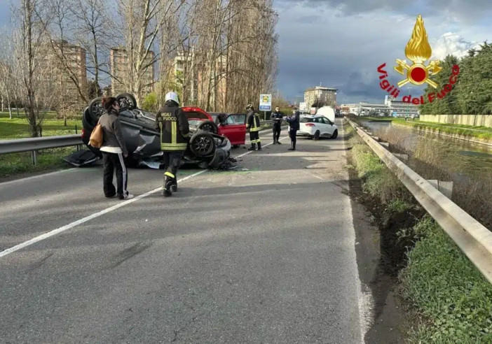 Abbiategrasso: grave incidente sulla statale 494, due feriti