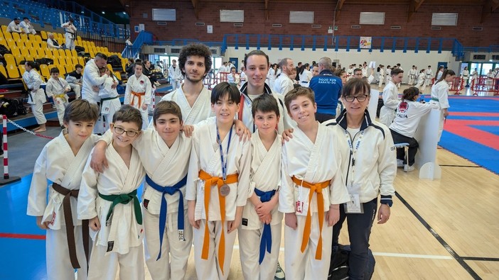 Pioggia di medaglie per la sezione karate de La Costanza 1884 A.Massucchi Mortara