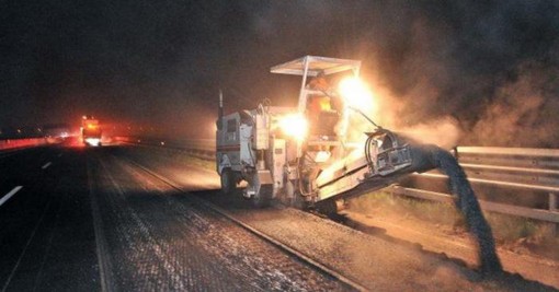 Lavori di asfaltatura sull'Autolaghi, chiuso per tre notti il ramo di immissione sulla A9