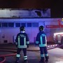 Milano: incendio in mercato ortofrutticolo, bruciati tre capannoni