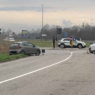 Vigevano: scontro tra auto sulla provinciale 206, coinvolte quattro persone