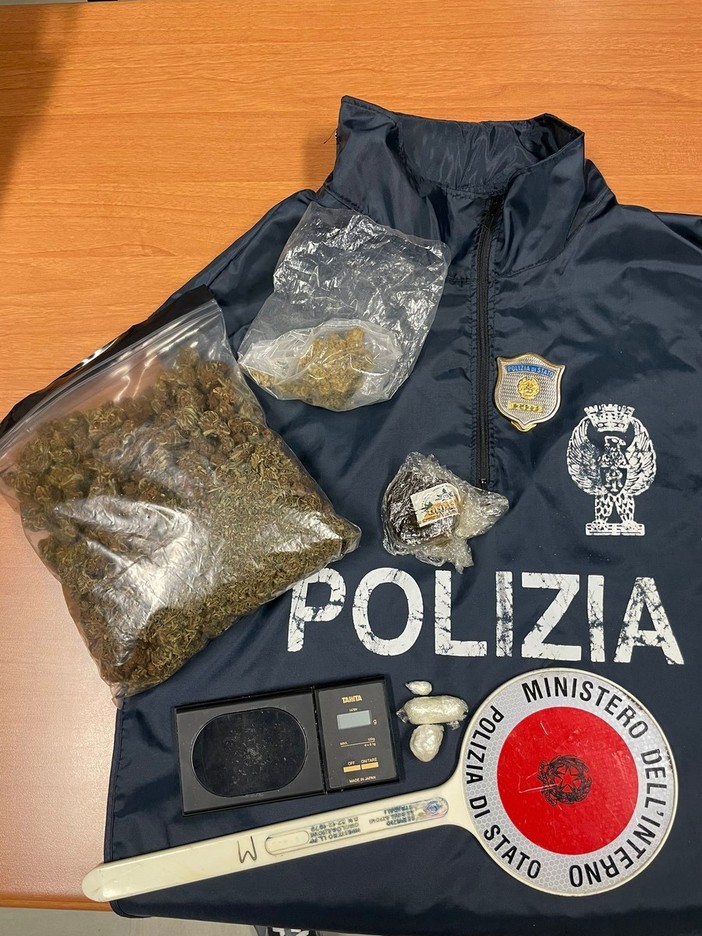 Pavia: sorpreso dalla polizia mentre spaccia cocaina, arrestato un 40enne