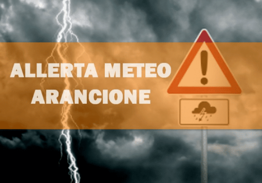 Meteo, allerta arancione su Milano per forte vento