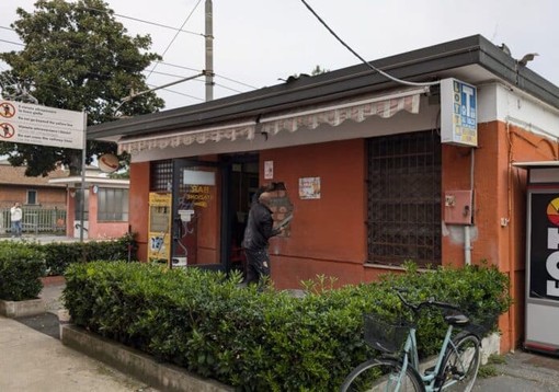 Magenta, furto al bar della stazione: denunciato un giovane