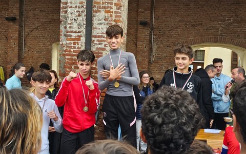 Pieve del Cairo: oltre 100 ragazzi in festa per la campestre, le immagini e le classifiche di categoria