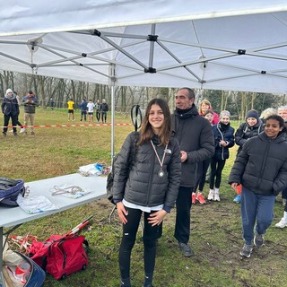 Vigevano, le cadette della scuola media Robecchi campionesse provinciali di corsa campestre