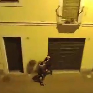 Magenta: schiamazzi e bullismo in centro città, residenti esasperati. Identificati dai Carabinieri una ventina di minorenni (VIDEO)