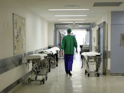 Pavia, tragedia al Policlinico San Matteo madre e figlio muoiono durante il parto. Purtroppo vani i tentativi di salvarli. La Procura apre un fascicolo per omicidio colposo