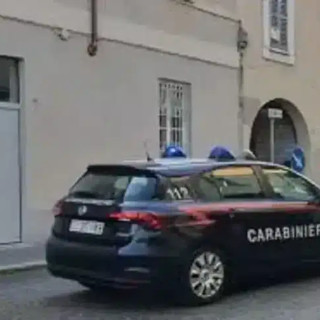 Abbiategrasso: spaccio di hashish davanti all’istituto superiore Bachelet, arrestato 19enne