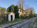 Occuparono casello ferroviario nel Novarese: foglio di via per due coniugi