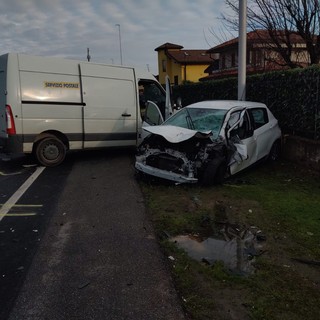 Vigevano: scontro tra mezzi in viale Agricoltura, uomo 79enne in codice giallo. Traffico rallentato