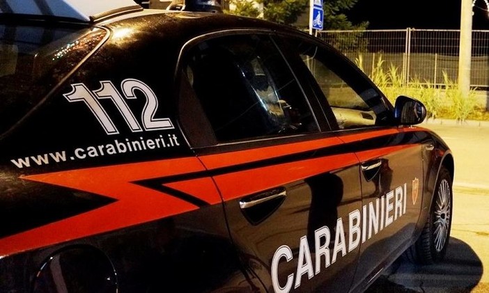 Parona: ruba gasolio allo scalo ferroviario, arrestato un 47enne