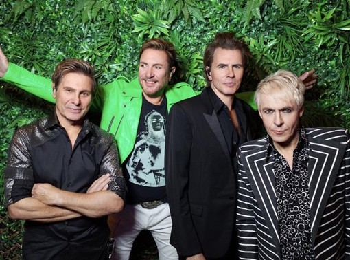 Sanremo 2025, i Duran Duran tornano all’Ariston dopo 40 anni: ospiti internazionali nella serata del giovedì