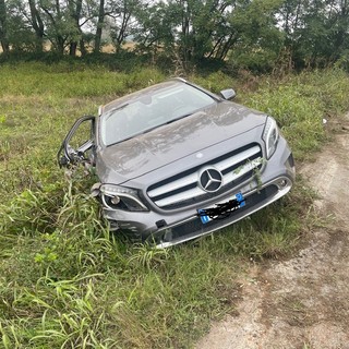 Tromello: esce di strada con l'auto sulla provinciale 183, ferito un 76enne