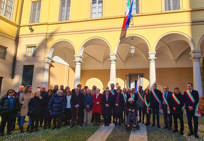 Pavia, consegnate le Medaglie d'Onore a 23 militari deportati nei lager nazisti