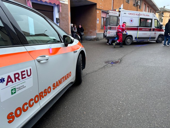 Mede: bimbo di 4 anni investito da un'auto, trasportato al Niguarda con l'elisoccorso