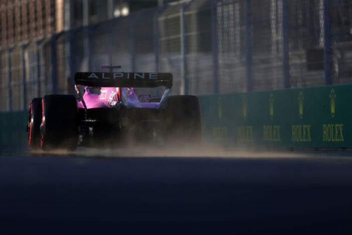 Formula 1, fiamme nel deserto