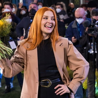 Noemi durante il red carpet del 2022