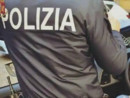 Novara: prende a pugni la moglie per strada, rumeno arrestato