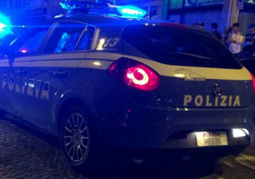 Pavia: lite tra donne in un locale, colombiana sfregiata al volto con un taglierino