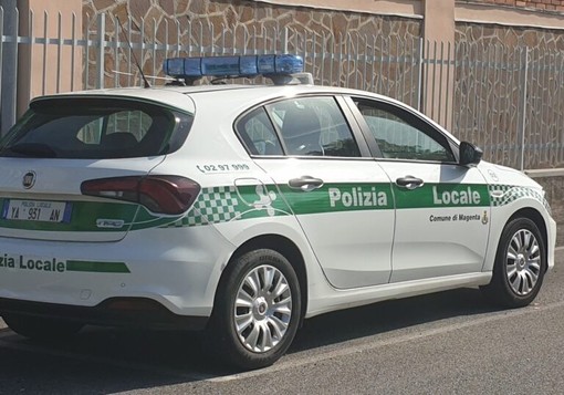 Magenta: danneggia il pullman e scappa, rintracciato e denunciato dalla Polizia locale