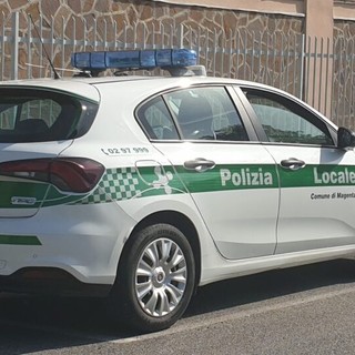 Magenta: danneggia il pullman e scappa, rintracciato e denunciato dalla Polizia locale