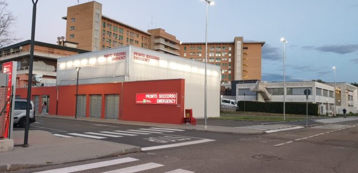 Infortunio al centro estivo di Corbetta: bambina si ferisce a una gamba e finisce al pronto soccorso