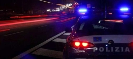 La Polizia di Stato trasporta d'urgenza due fiale antiveleno da Pavia a Torino per salvare la vita a un paziente