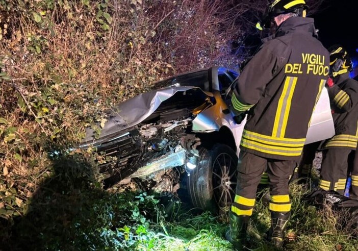 Frontale a Casarile: muore un 49enne, gravissima donna 53enne