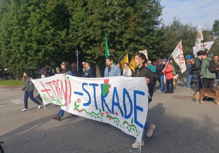 No Tangenziale in marcia da Albairate: “Oggi come 20 anni fa non è cambiato nulla, no a una strada che rovinerà il territorio”