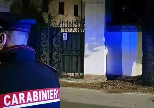 Rapina in villa a Canneto Pavese, tre persone picchiate