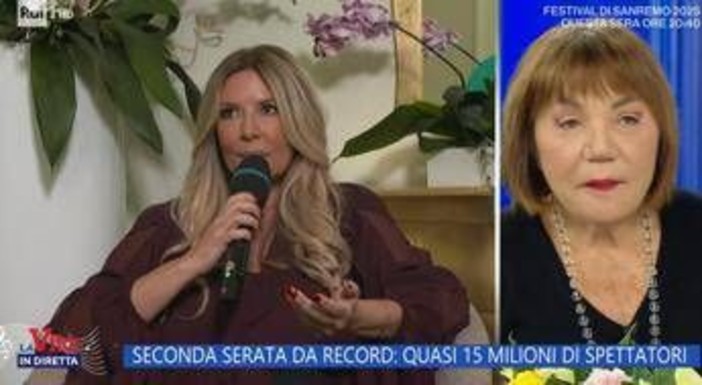 Sanremo 2025, Selvaggia Lucarelli e il fuorionda in tv oggi: &quot;Sento tutto...&quot;