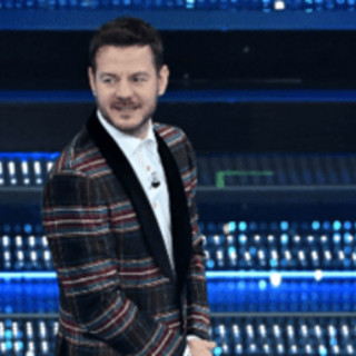 Sanremo 2025, chi è Alessandro Cattelan: il co-conduttore nella finale del Festival