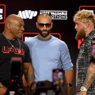 Mike Tyson vs Jake Paul: Netflix annuncia data e orario dell'incontro - Video