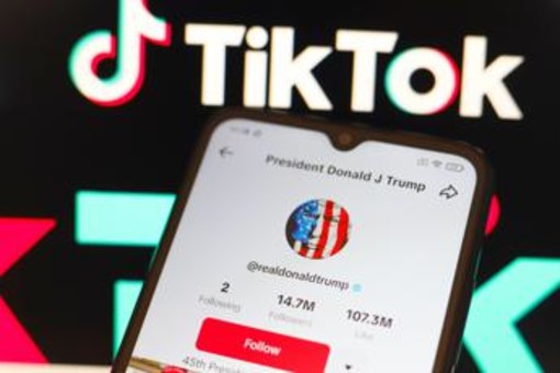 TikTok, Trump congela divieto negli Usa per 3 mesi