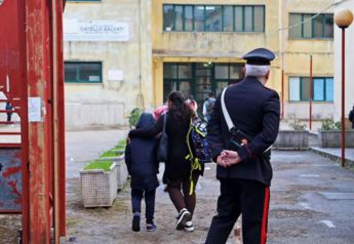 Castellammare di Stabia, prof arrestata si difende davanti al gip e respinge le accuse